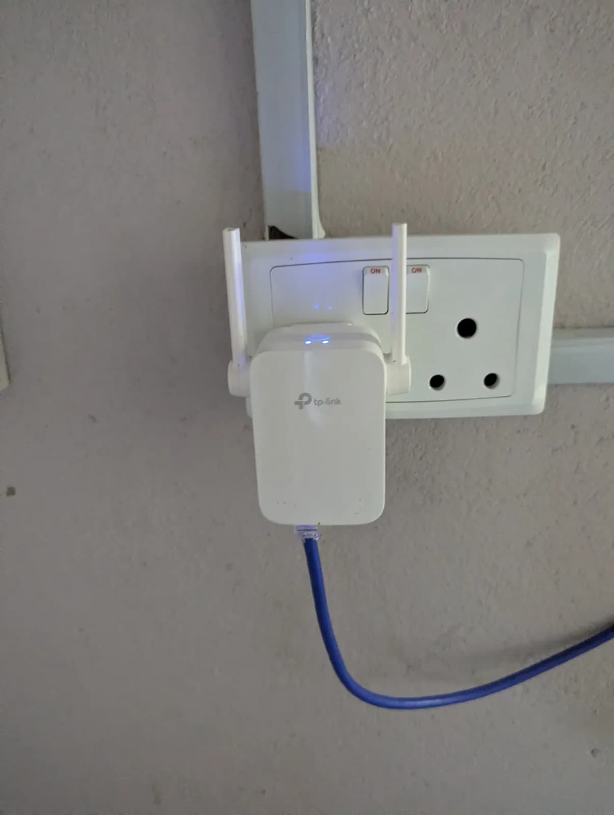 Wi-Fi extender installed to carry Starlink coverage through a house in Chinhoyi, Zimbabwe